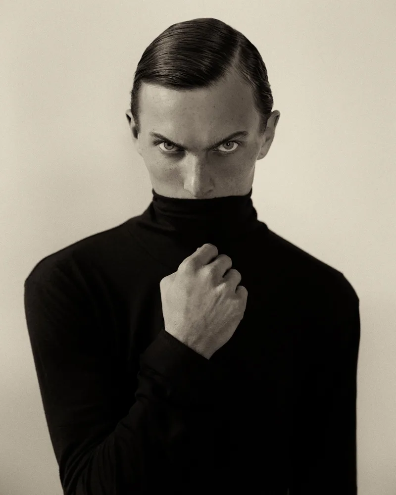 Model test in Paris by Efimtsev Nicholas / Test mannequin à Paris