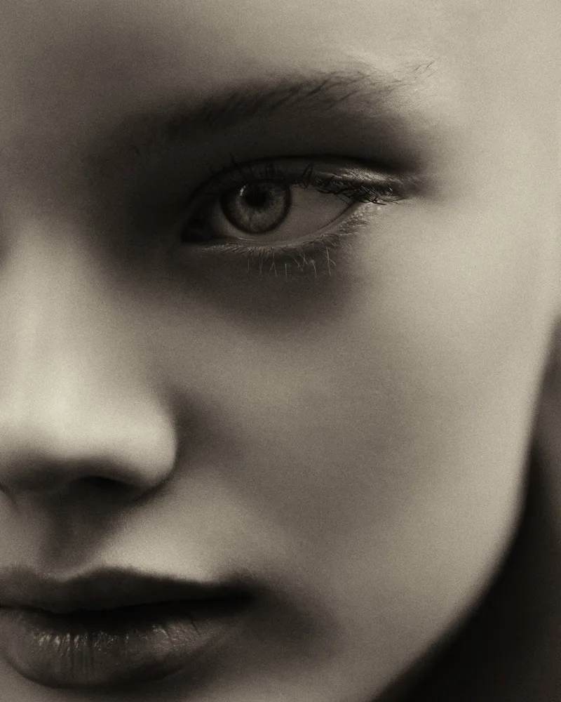 Model test in Paris by Efimtsev Nicholas / Test mannequin à Paris