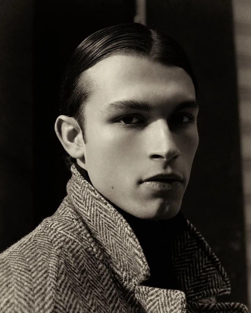 Model test in Paris by Efimtsev Nicholas / Test mannequin à Paris