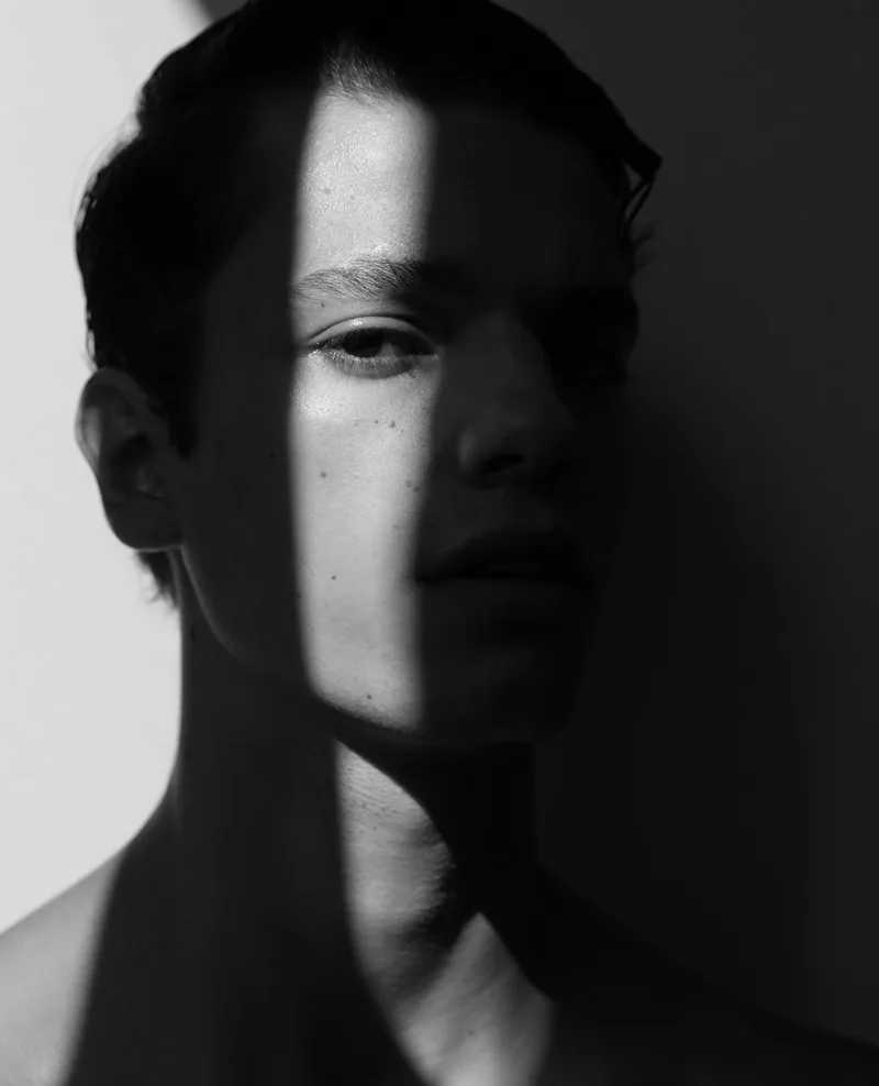 Model test in Paris by Efimtsev Nicholas / Test mannequin à Paris