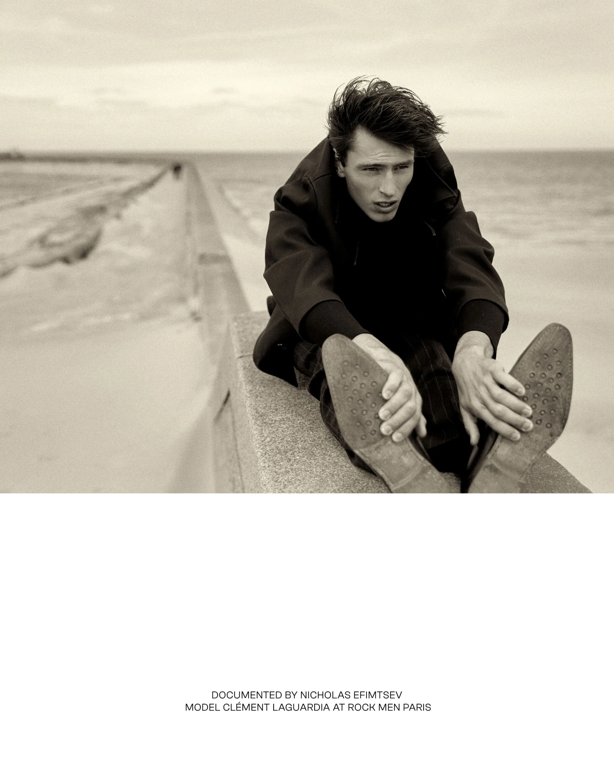 Out of Season — portrait session on the Normandy coast by Efimtsev Nicholas / Séance portrait sur la côte normande